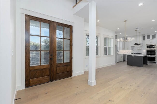Building Photo - 3964 Hogan Dr