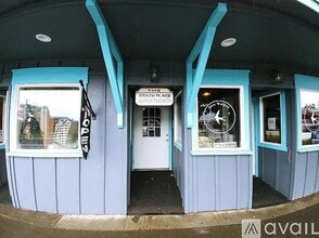 Building Photo - 304 Pacific Ave S