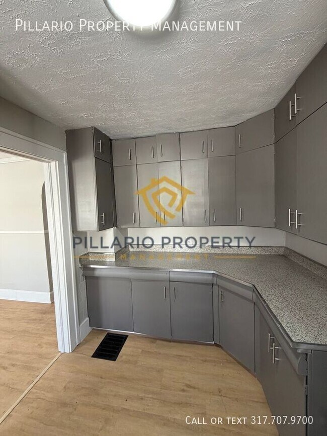 Foto del edificio - 711 W 22nd St