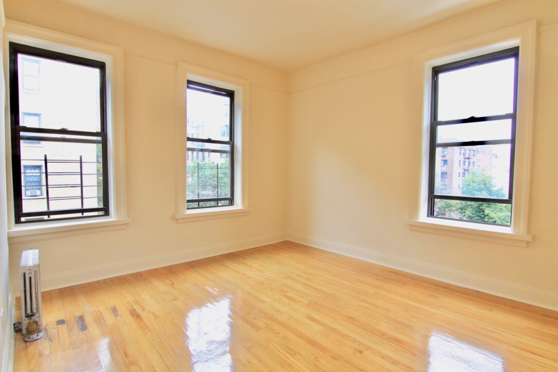Foto principal - 51 Bennett Ave