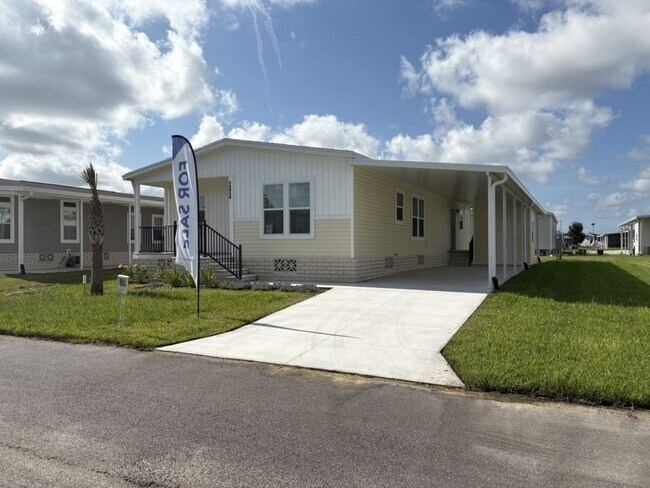 Building Photo - 34858 Minnow Ln