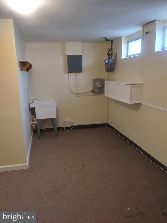 Building Photo - 1432 Harford Square Dr