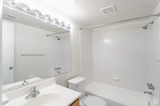 1 HAB, 1 BA - 700 ft² - New Carrollton Woods