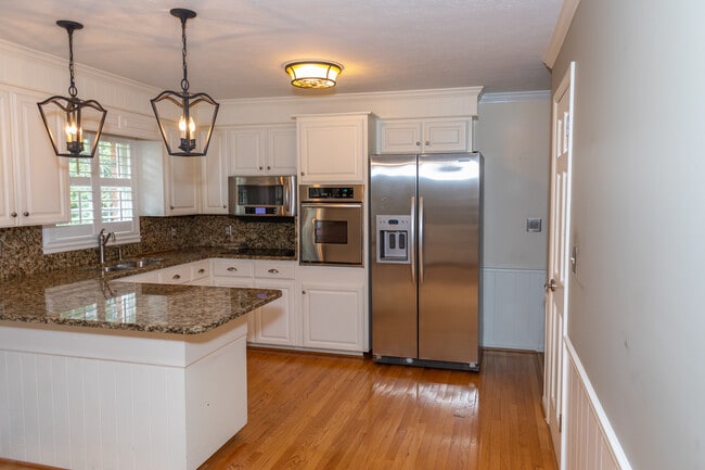 Building Photo - 2874 Brookridge Dr