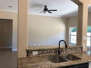 Foto del edificio - 18119 Willow Edge Dr