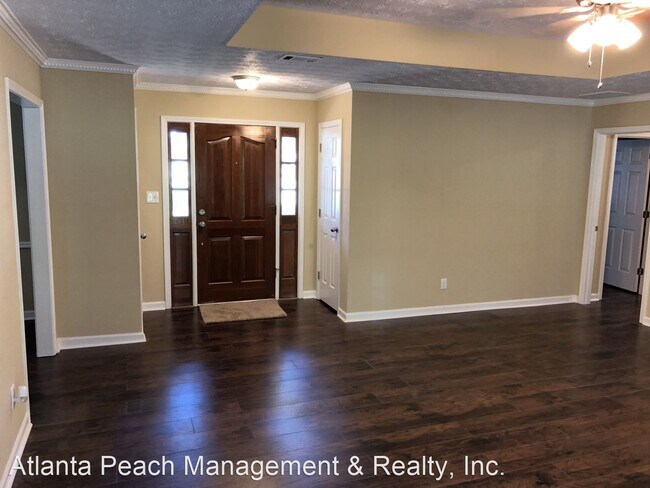 Foto del edificio - 3 br, 2 bath House - 2420 Sherrie Ln SW