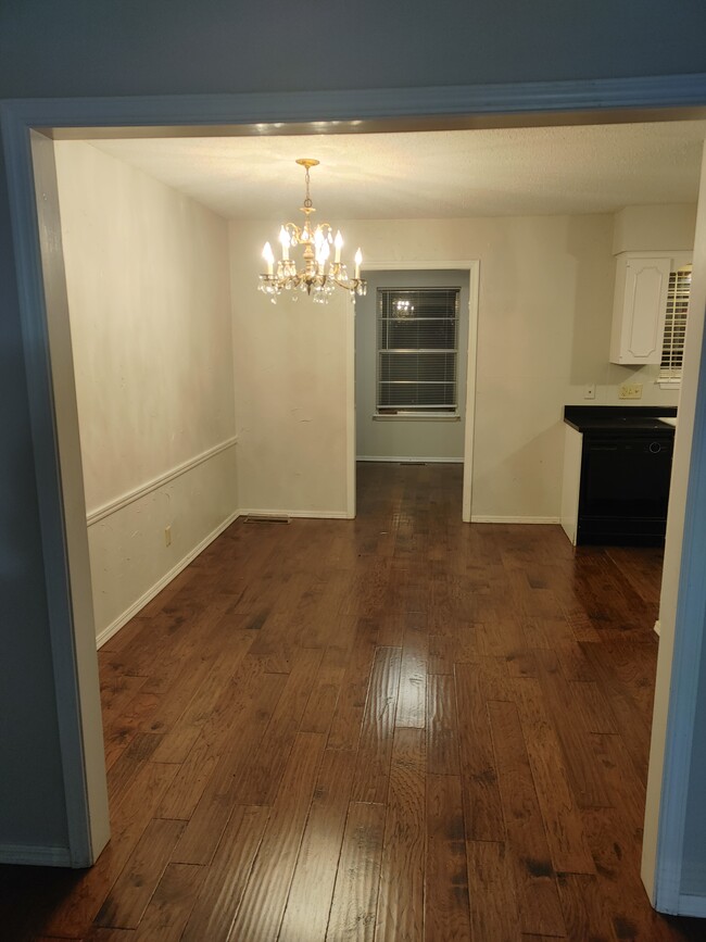 Dining room - 2308 Indian Dr