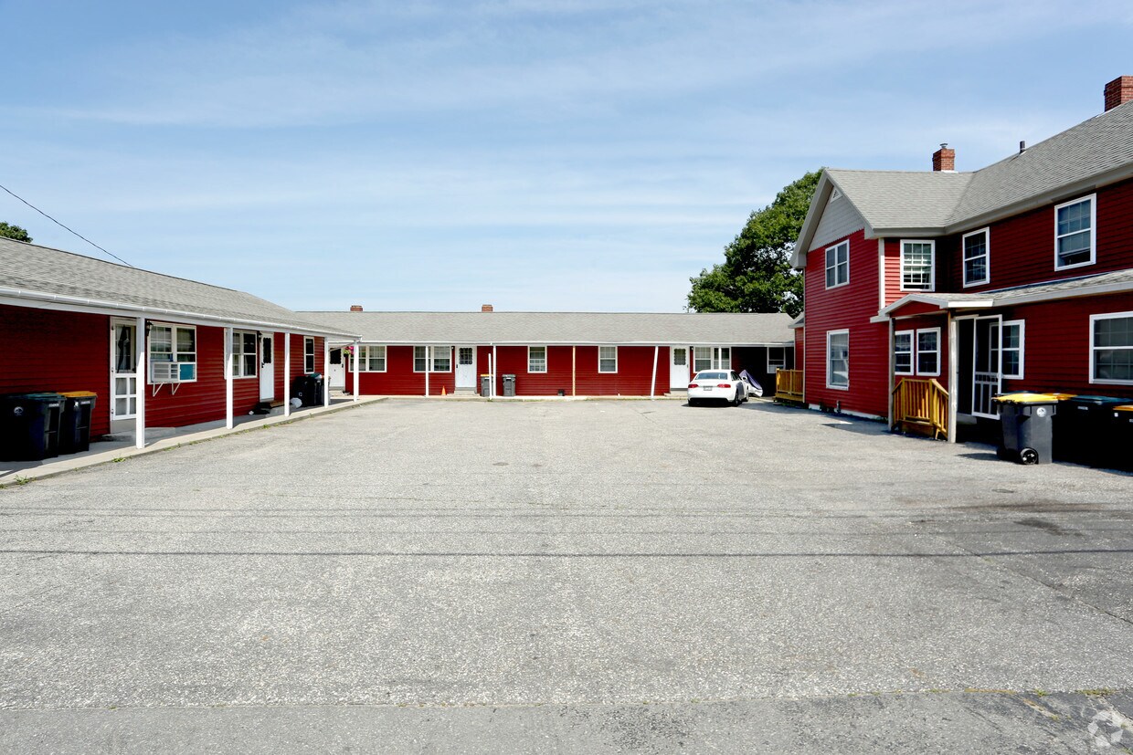 59 E Grand Ave, Scarborough, ME 04074 Apartments in Scarborough, ME