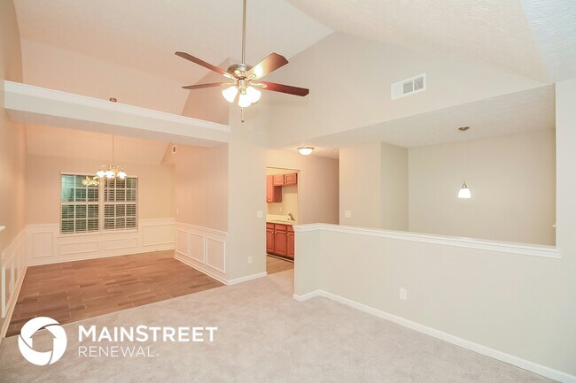 Building Photo - 4475 Chester Ln
