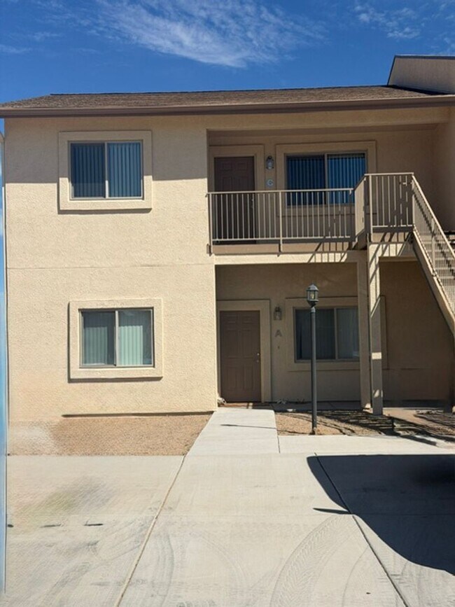 Building Photo - 470 Serenity Ct