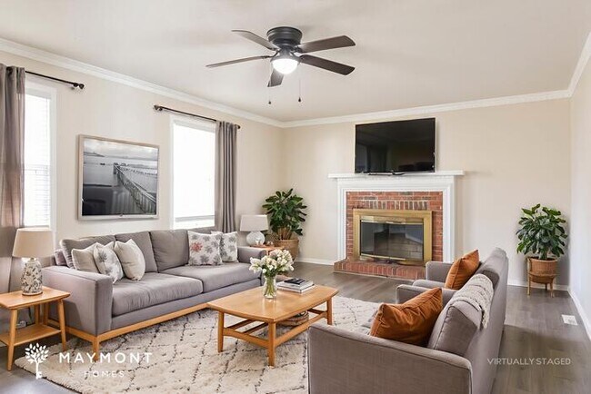 Foto del edificio - 602 Creek Dr