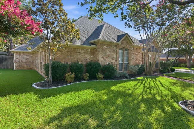Photo - "Spacious Colleyville Gem Featuring 4 Bedrooms, 2 Living Areas and Exceptional Outdoor Space!" Apartment
