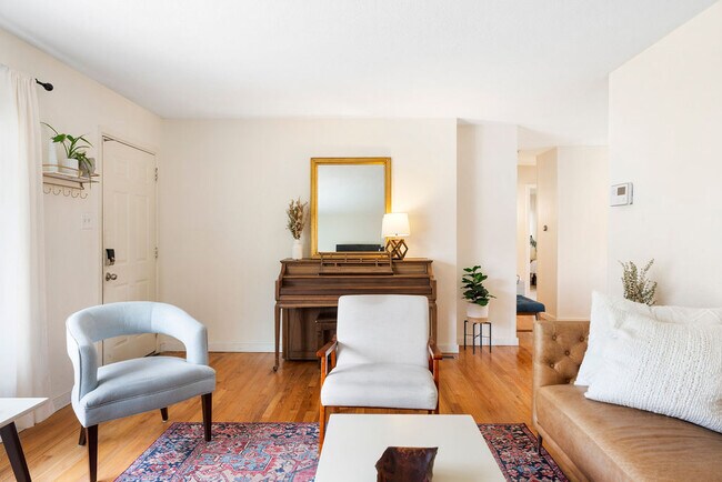 Foto del edificio - 2983 S Vrain St