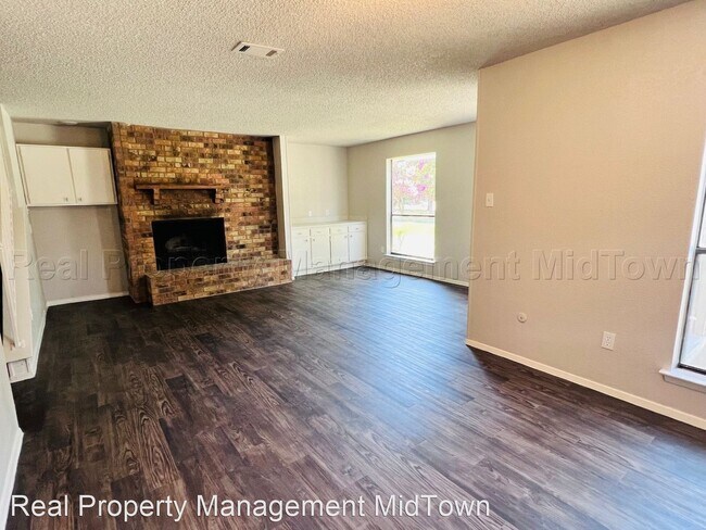 Foto del edificio - 3 br, 2.5 bath House - 1803 Ridgebrook