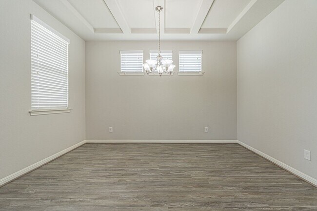 Foto del edificio - GORGEOUS 4BR 2.5 BATH WITH LOTS OF NEIGHBORHOOD AMENITIES! Available August 7th!
