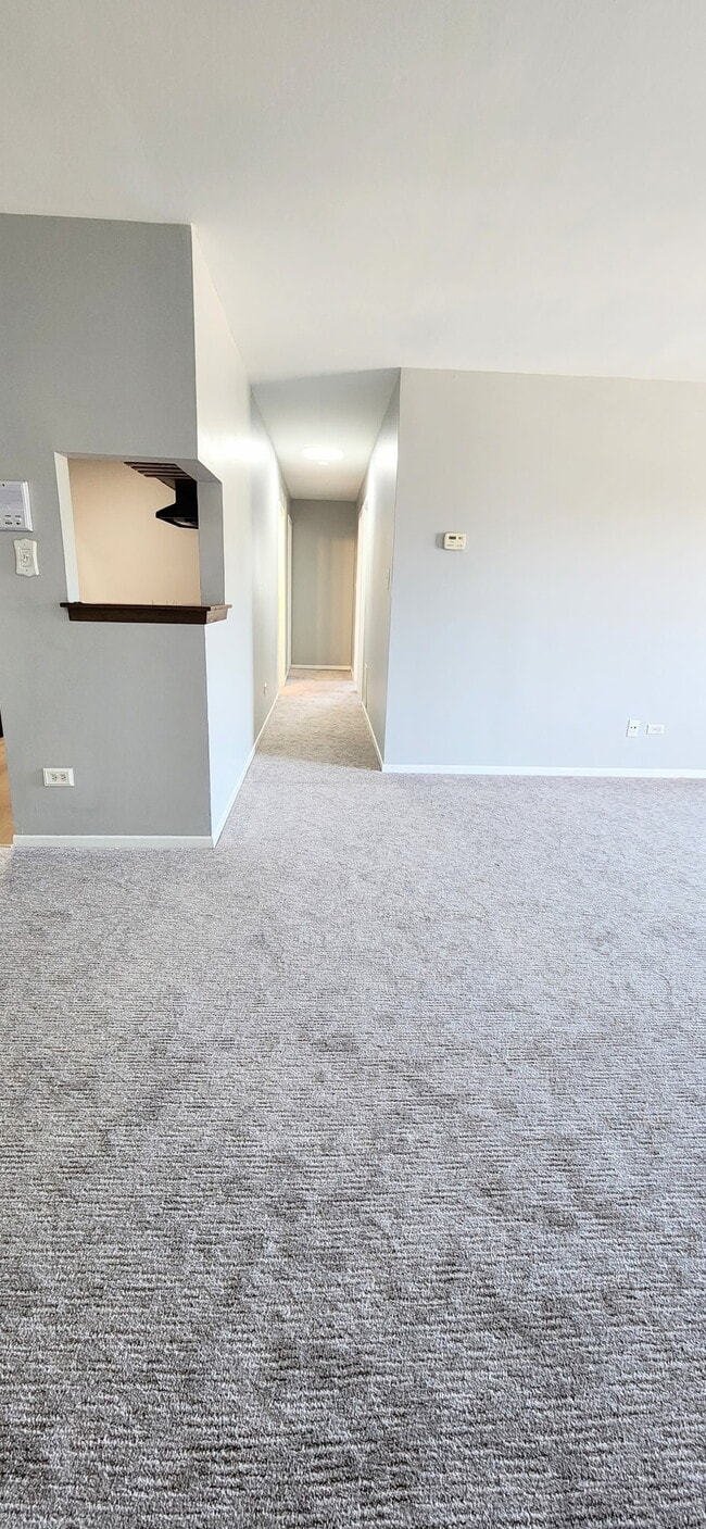 Building Photo - 1440 Stonebridge Cir