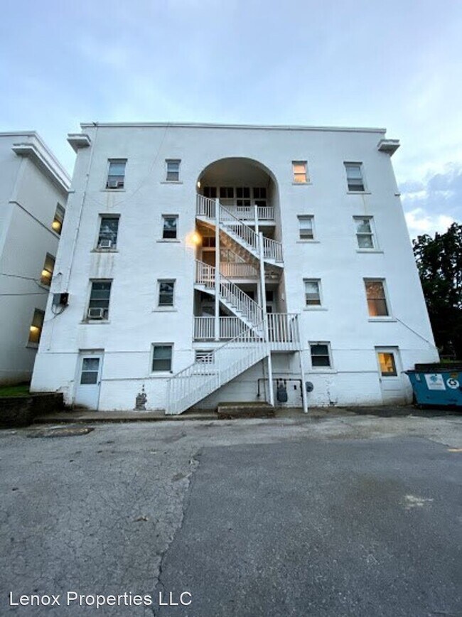 Building Photo - 3601 Grand Ave