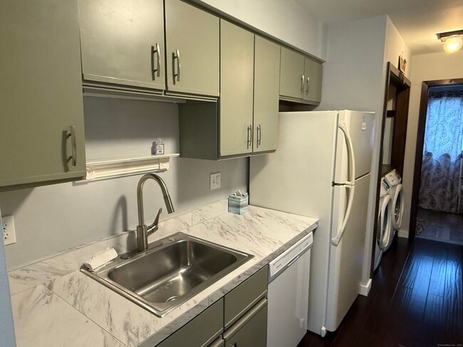 Foto del edificio - 7 Twin Oaks