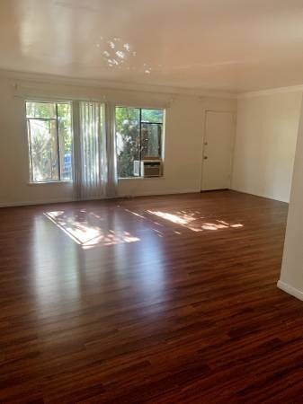 Building Photo - 1850 N La Brea Ave