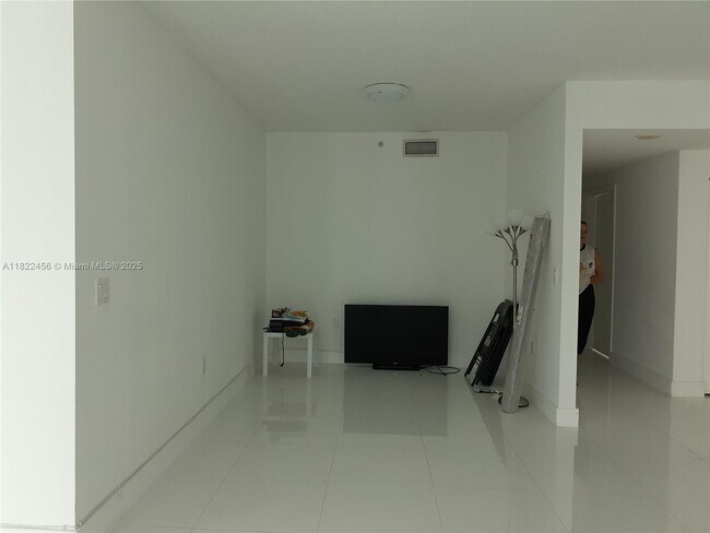 Foto del edificio - 1250 S Miami Ave