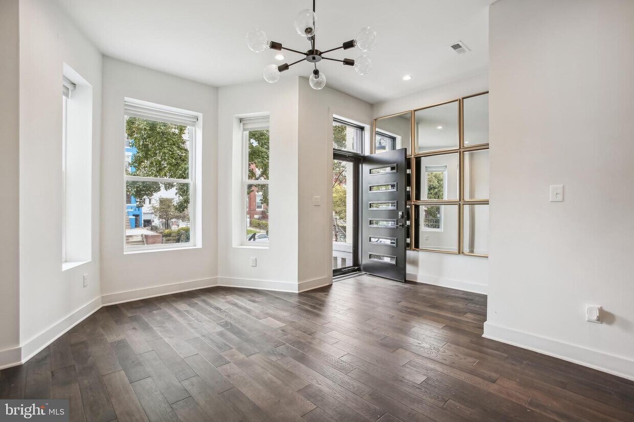 Foto principal - 15 R St NE