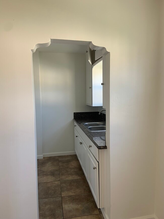 cocina - 105 N Cedar Ave