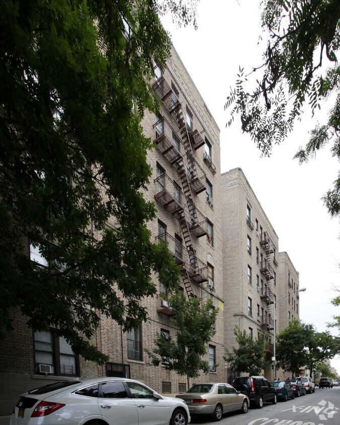 4117 - 4129 Broadway - 635 W 174th St