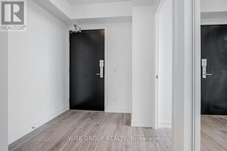 Building Photo - 159 Wellesley St E