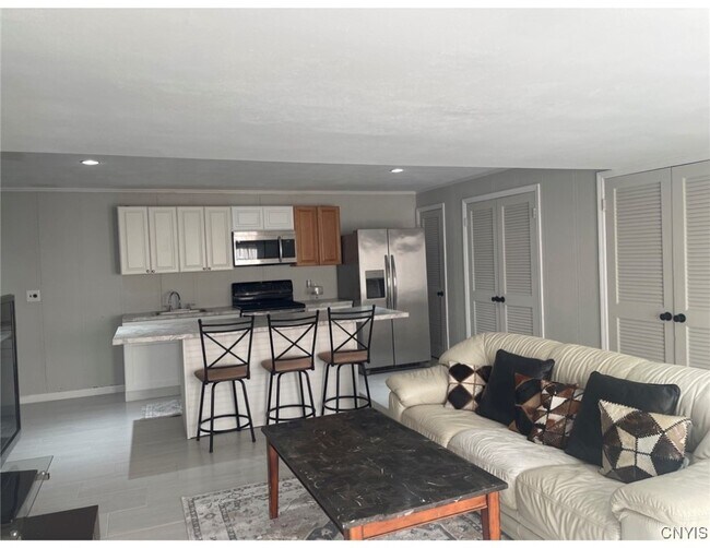 Foto del edificio - 7390 Barberry Ln