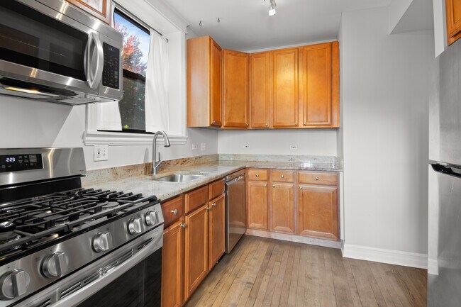 Foto del edificio - 2211 W Winona St