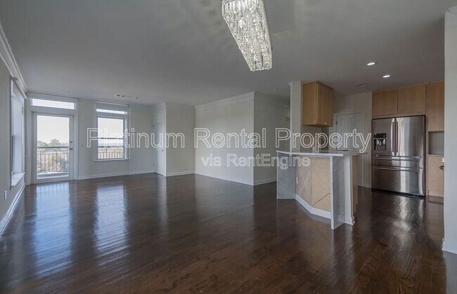 Foto del edificio - 3334 Peachtree Rd NE