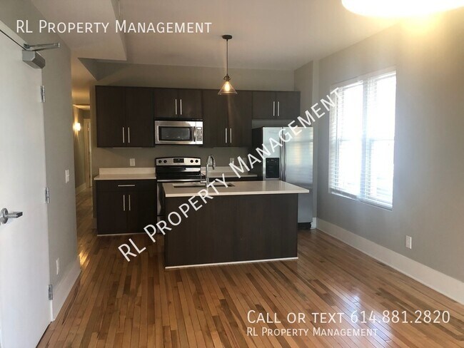 Foto del edificio - Renting for the 25-26 school year-2 bedroo...