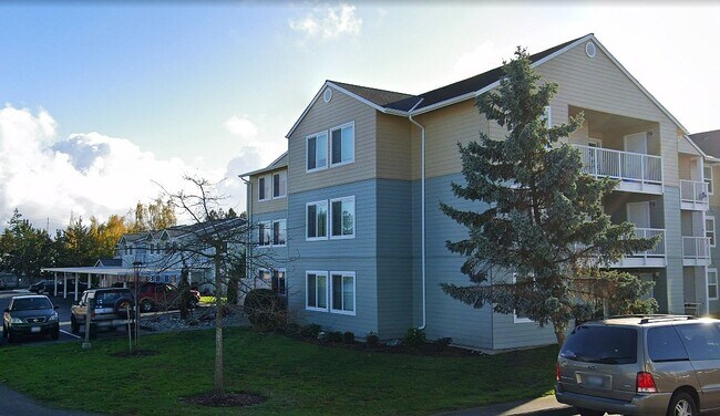 Building Photo - 135 NE Barron Dr