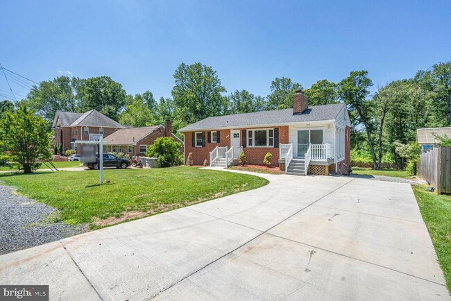 Building Photo - 4112 Orchard Dr