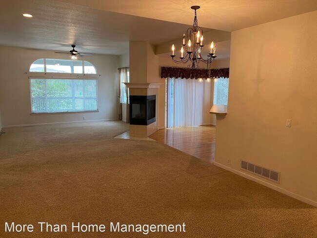 Foto del edificio - 3 br, 2 bath House - 12180 Pine Top Street