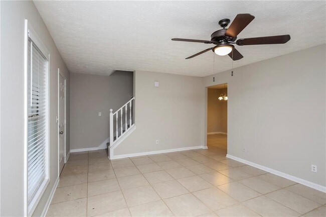 Foto del edificio - 334 Cobblestone Rd