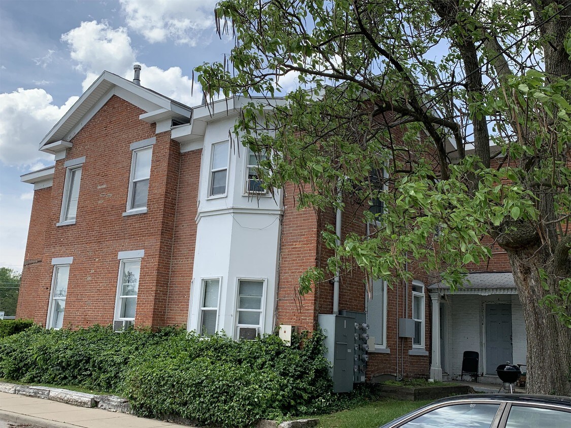 Building Photo - 715 N 4th St