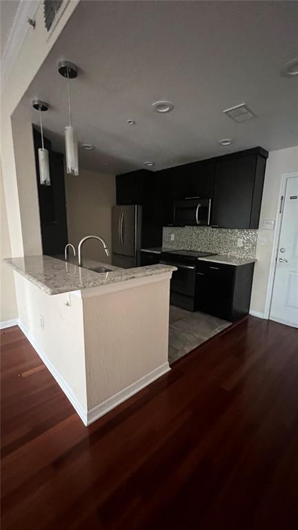 Building Photo - 700 S Harbour Island Blvd