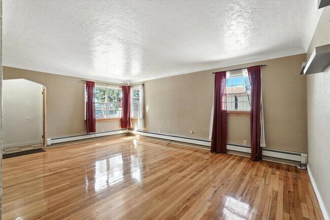 Foto del edificio - 1632 Columbia Dr SE