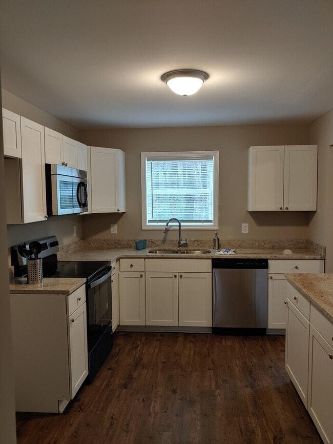 1021 Jimmy Daniel Rd, Bogart, GA 30622 House Rental in Bogart, GA