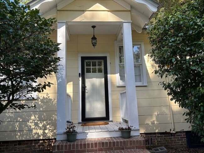 Foto del edificio - 801 W Richardson Ave
