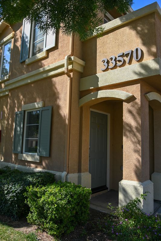 Foto del edificio - 33570 Emerson Way