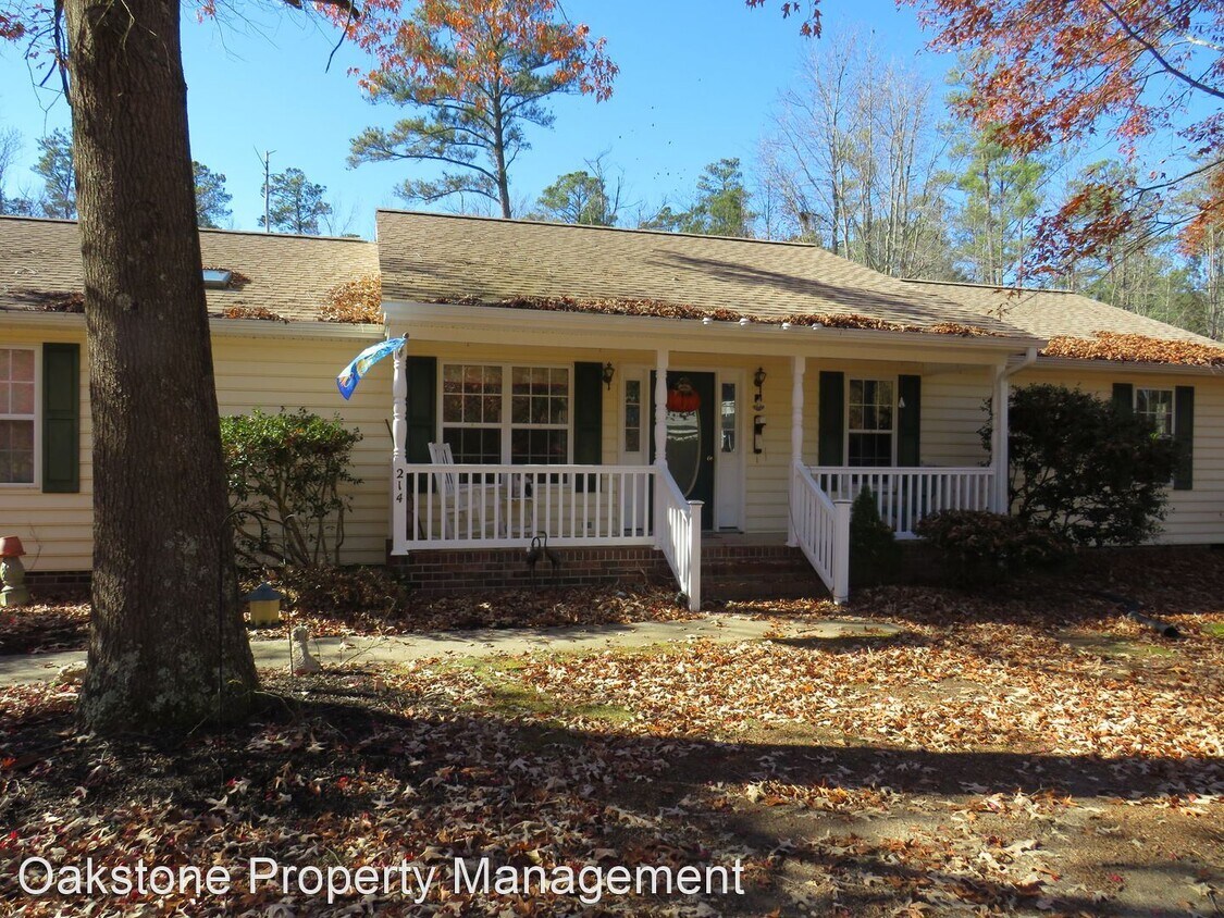 214 Revelle Rd, Tappahannock, VA 22560 House Rental in Tappahannock, VA