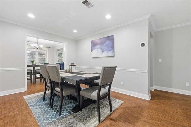 Building Photo - 13 Normandy Ct