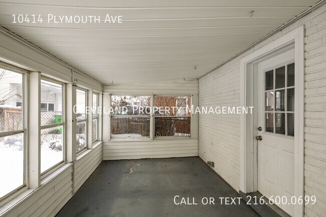 Building Photo - Garfield Hts Bungalow