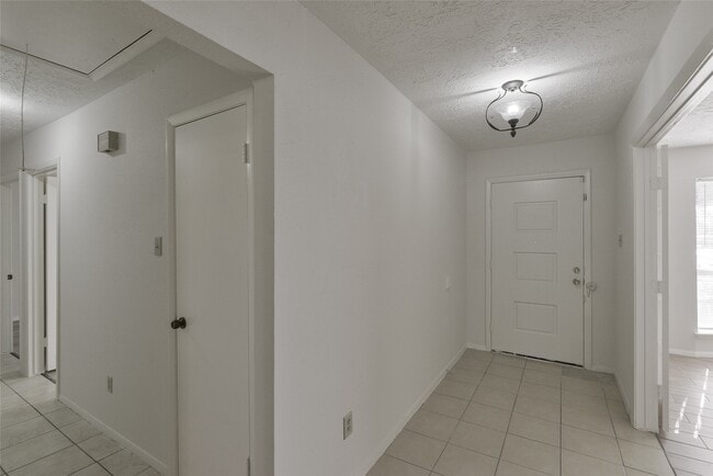 Foto del edificio - 4203 Sloangate Dr