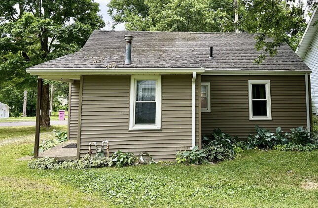 Foto del edificio - 71 Rowland Ave