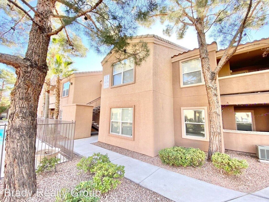 8101 W Flamingo Rd, Las Vegas, NV 89147 House for Rent in Las Vegas