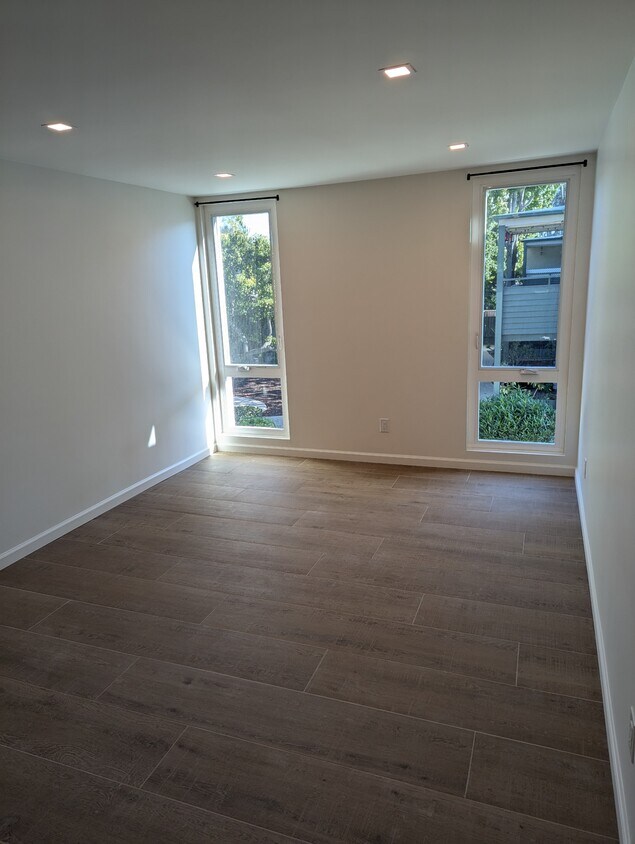 Foto principal - 3700 Dean Drive