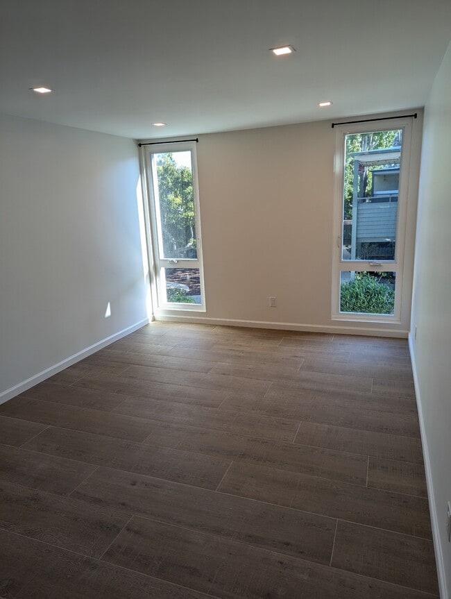 Building Photo - 3700 Dean Drive